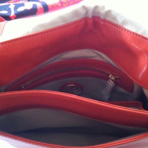 NWT | TORY BURCH Bond Convertible Shoulder Bag - Picture 6 of 7